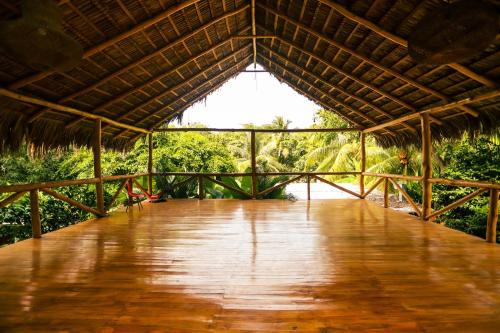 Cabinas Playa Surf Hostel in Santa Teresa