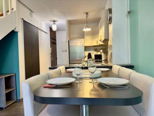 Maison au calme 2 Chambres Terrasse Clim parking gratuit in La Chamberte