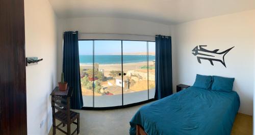 Tayta Surf House in Lobitos