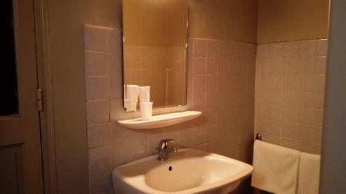 Hôtel du Rocher, Marsiglia (foto 3)