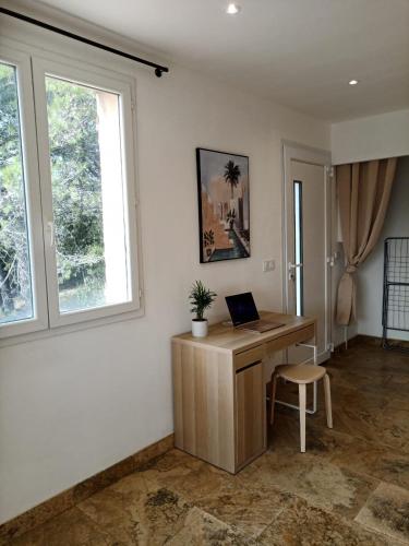 Appartement lumineux au cœur de la garrigue