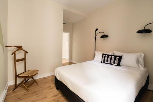 Apartment two-bedrooms Deluxe queen size beds image 9