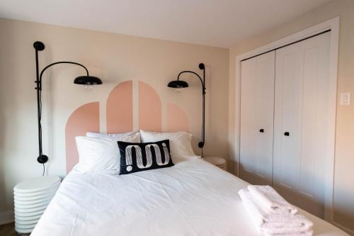 Apartment two-bedrooms queen size beds image 3