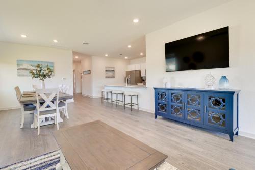 Bright Austin Vacation Rental about 10 Mi to Downtown! in Austin, USA