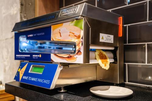 Holiday Inn Express Dresden Zentrum By IHG - image 2