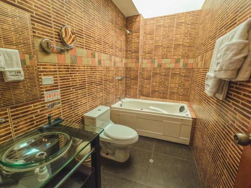 Gran Kunturwasi Hotel Senior – Cajamarca
