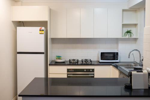 Tranquil Maroubra Abode - New Listing - image 5