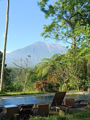 Mahagiri Resort & Restaurant in Besakih