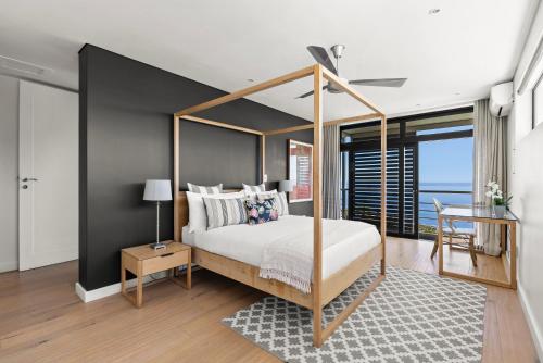 The 11 Camps Bay Villa - image 12