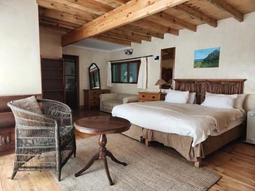Monkey Valley Resort Room Type - Deluxe Double or Twin Room