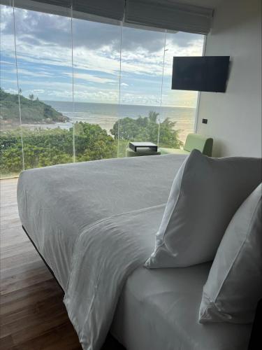 2 bedrooms, 3 beds