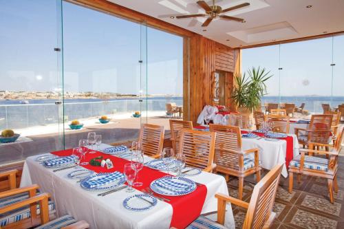 Sunrise Arabian Beach Resort - image 3