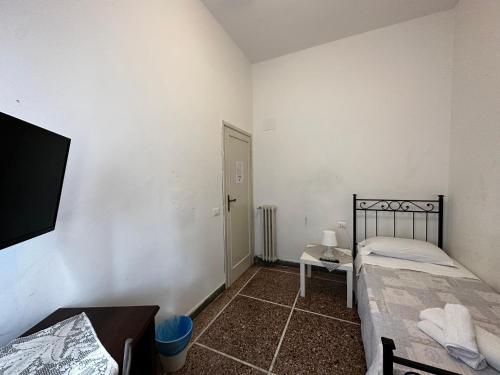 1 twin bed