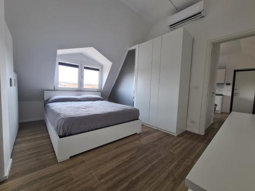 elegante appartamento porta susa, Turín (fotografie 6)