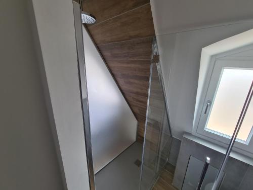 elegante appartamento porta susa, Turín (fotografie 10)