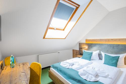 1 double bed