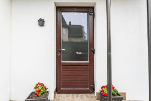 4 Bedroom House with Playground, BBQ & Free Parking, Riga (Foto 9)