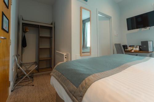 West Port Hotel - image 12