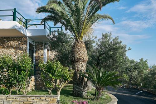 Glavas Inn Hotel - image 12