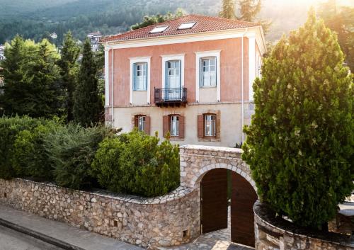  Dadi Parnassos Boutique Hotel in Amfikleia