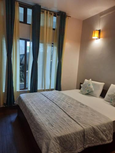 Lucetta Inn - Private, Air-Conditioned Rooms with Attached Bathroom in Tura