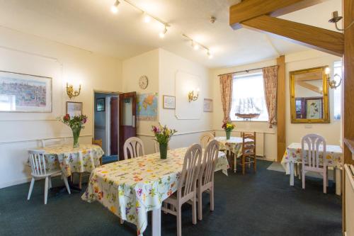 Oakwood Bed and Breakfast Heathrow