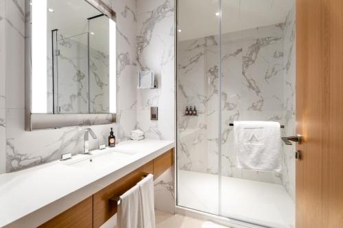 EasyGo - Address Opera Residences T2 3 Bedroom Burj Khalifa View - image 14