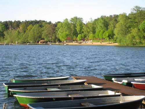 VILLA AM SEE - nähe Berlin