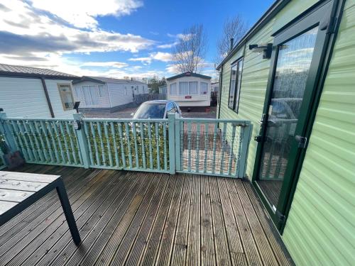 6 Rannoch, lovely holiday static caravan for dogs & their owners.