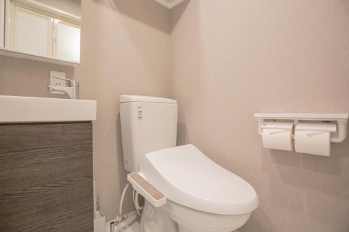 2mins walk to Ueno station (Tokyo)-YoY8 2mins walk to Ueno station (Tokyo)-YoY8