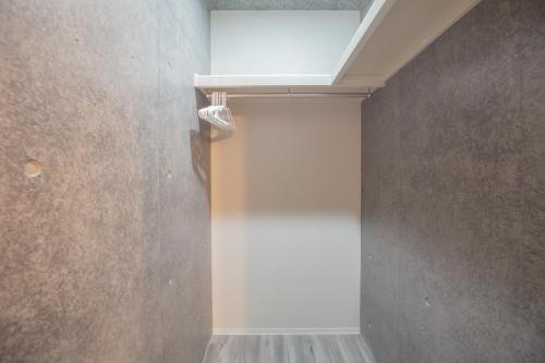 2mins walk to Ueno station (Tokyo)-YoY8 2mins walk to Ueno station (Tokyo)-YoY8