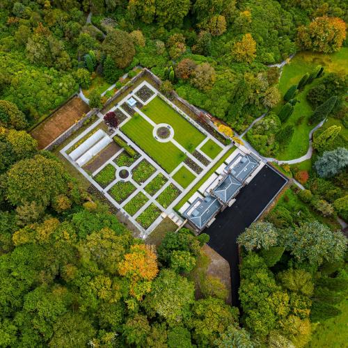 Inverlochy Castle Hotel - image 5