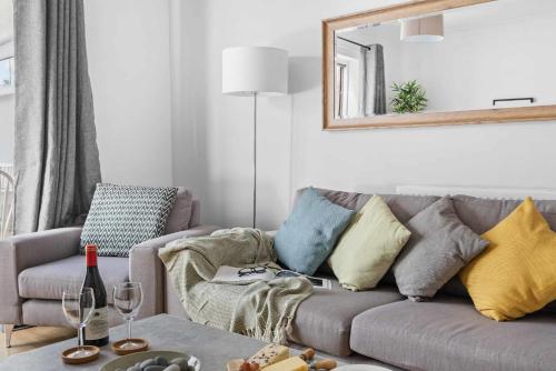 Chandlers Walk modern comfy family home in Exeter gîte à louer Alphington