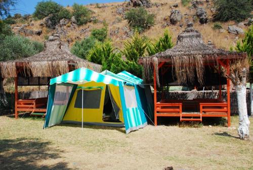 Ilginlar Plaj Kamping In Ortakent Turkey Reviews Price From 24 Planet Of Hotels