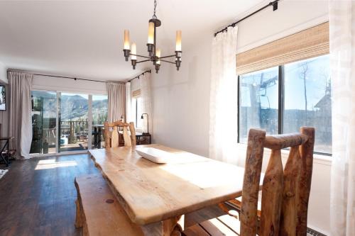 East Rim - Unit D14 - image 3