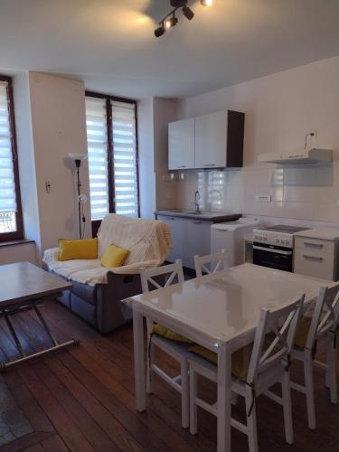 Appartement 1er etage proche des Termes