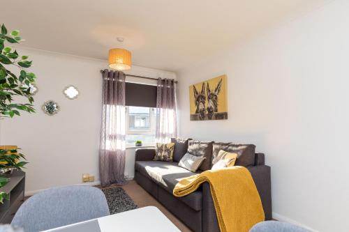 19A Apartment- Stylish & Cozy 1BR in The Heart of Crawley
