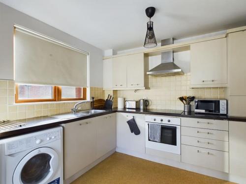 Konyha, Woodstock Wow! Apt Close to Belfast City Centre in Ballymacarrett