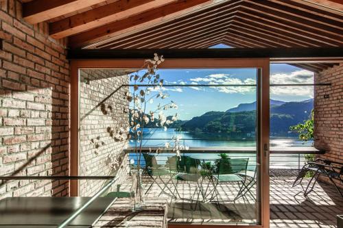  Casa Brick - Luxury Design with Lake View in Morcote