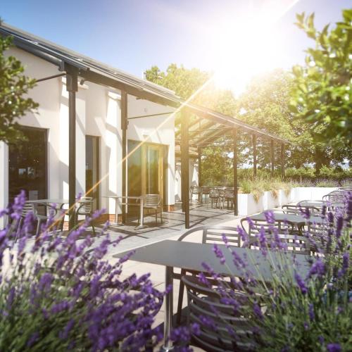 Foxfields Country Hotel - image 6