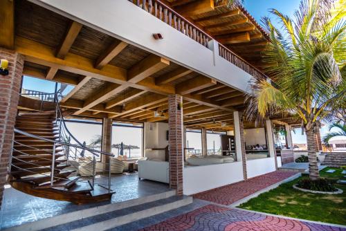 شرفة/ تراس, Playa Paraiso in Playas Villamil