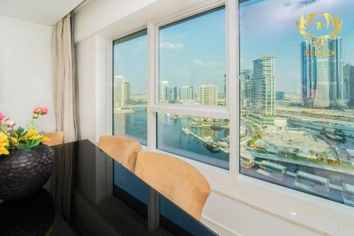 Damac Maison Canal Views Phineek Luxury 2BR Apartment, Dubaj (fotografie 10)