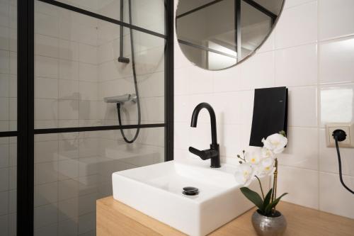 The Penthouse At The Hague Tower - image 8