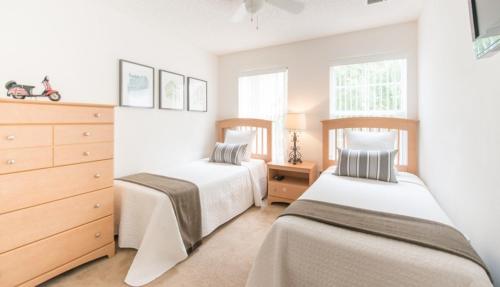 Townhome at Emerald Island Resort, Kissimmee (photo 2)