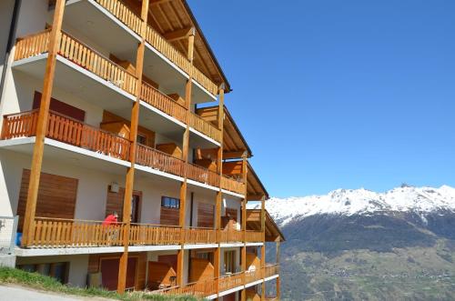 A szálláshely kívülről, Immeuble Les Serandes in Vex