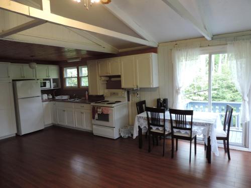 virtuve, Bubbling Brook Cottages in Mayfield (PE)