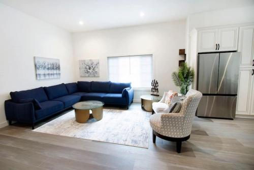 Newly Renovated 4BR in LA near Hollywood and Ktown in Los Angeles, USA