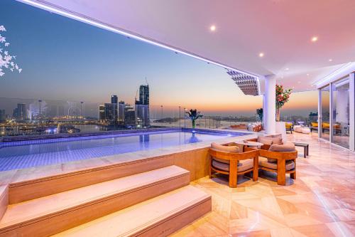 FIVE Palm Jumeirah 2BR Luxury Penthouse - See View - image 9