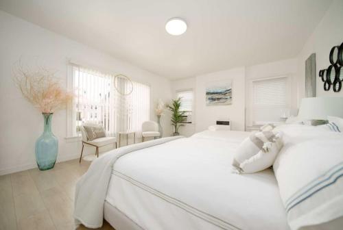 Elegant 3BR Home in Mid City near K-town in Los Angeles, USA