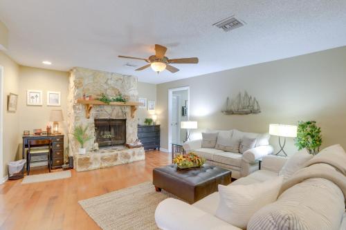 Prime Indian Rocks House with Covered Lanai and Pool! - image 29